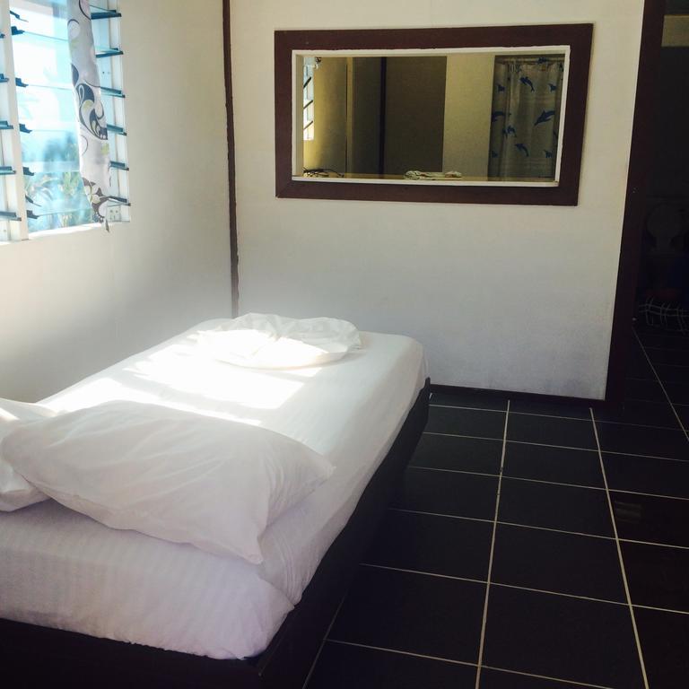 Vacations Beach Fale Hotel Manase ห้อง รูปภาพ