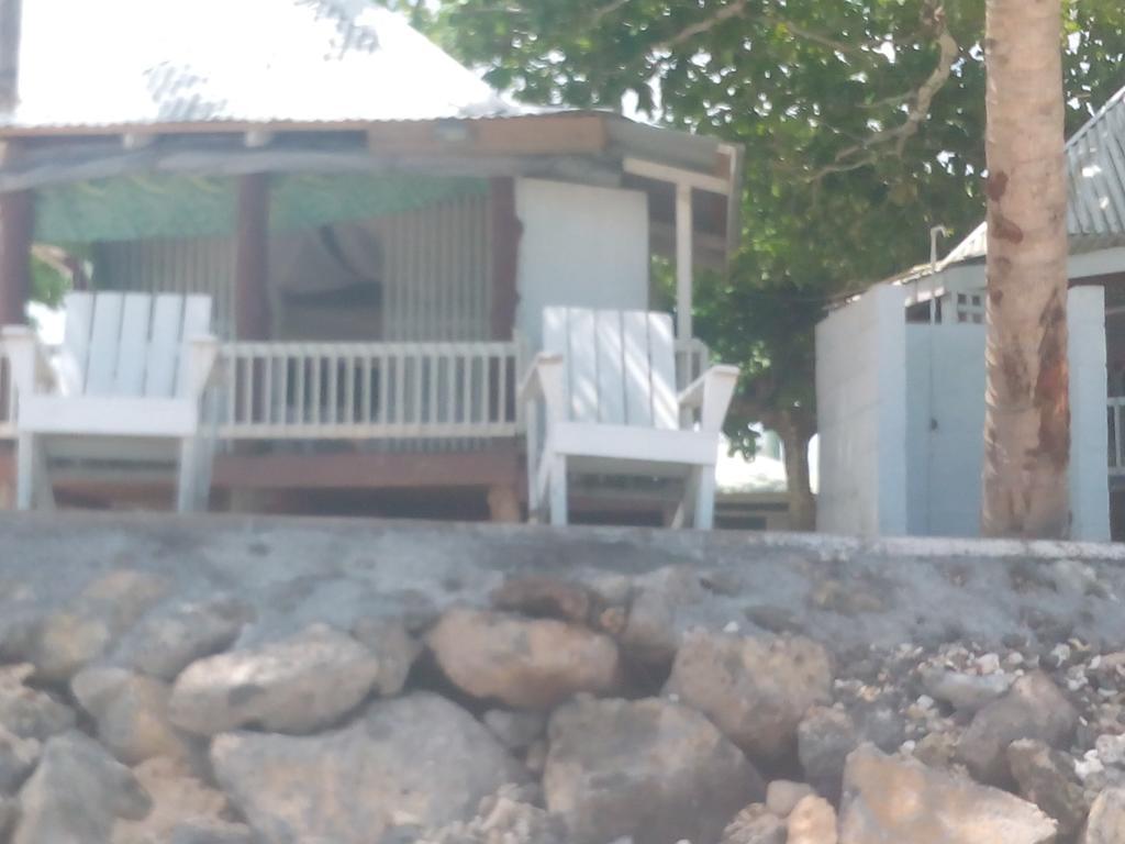 Vacations Beach Fale Hotel Manase ภายนอก รูปภาพ