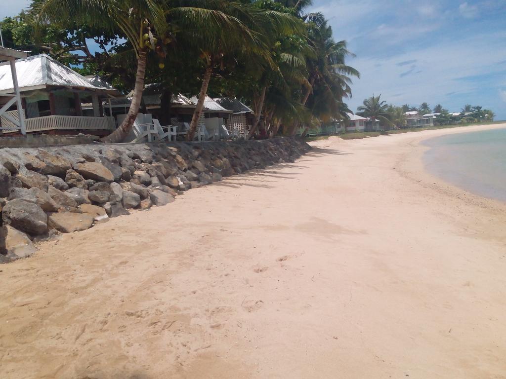 Vacations Beach Fale Hotel Manase ภายนอก รูปภาพ