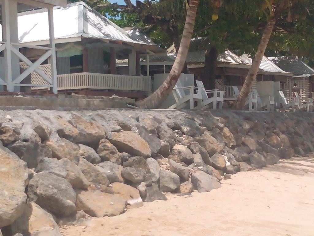 Vacations Beach Fale Hotel Manase ภายนอก รูปภาพ